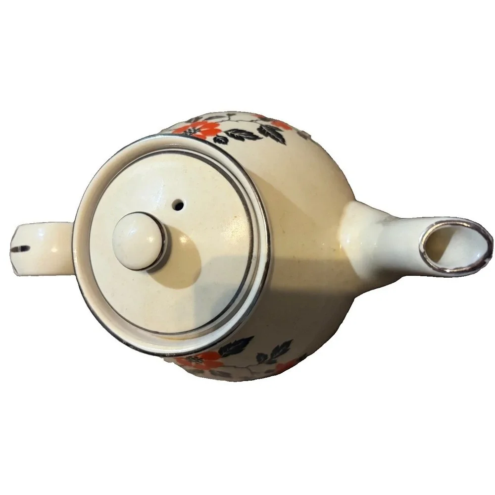 Hall's Superior China Company Teapot in Vibrant‎ Red Poppy Pattern with Lid